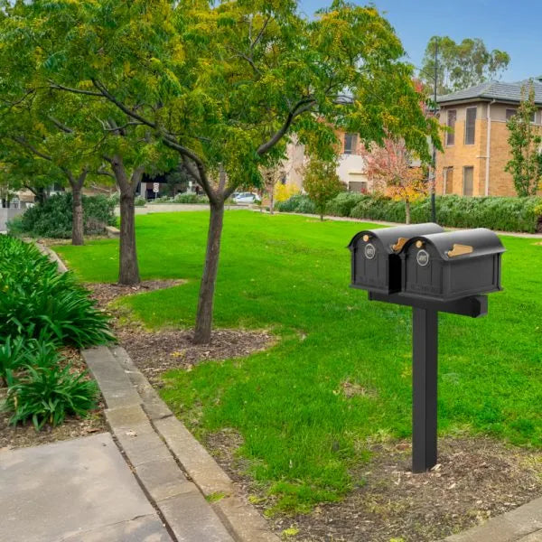 Balmoral Duo Mount Mailbox /w/ Personalized Door Medallion (2 Mailboxes, Duo Mount Post, 2 Door Medallions)