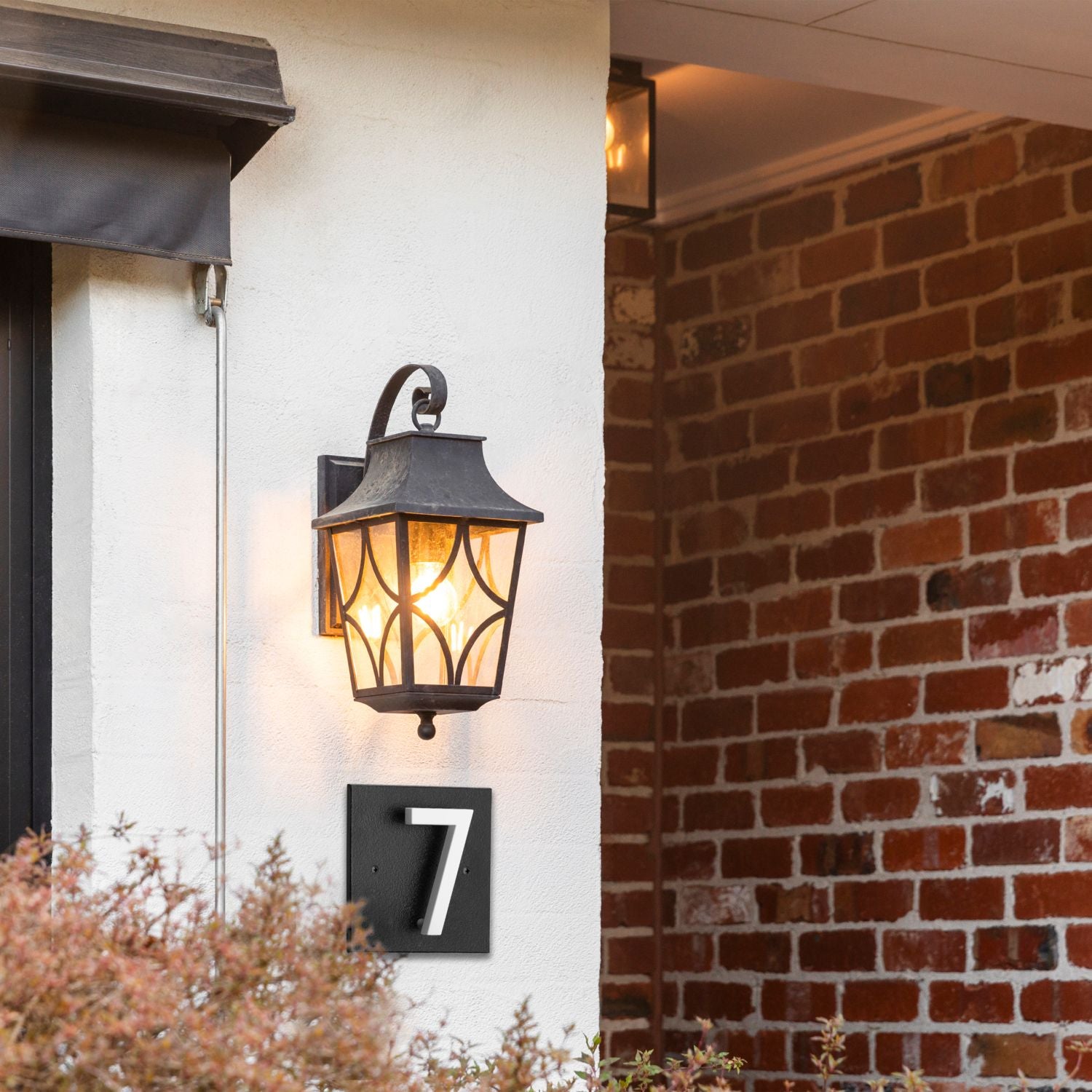 Modern Floating Standoff Plaque - 1 Number